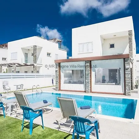 Beautiful Minutes From The Beach, 1405 * Protaras